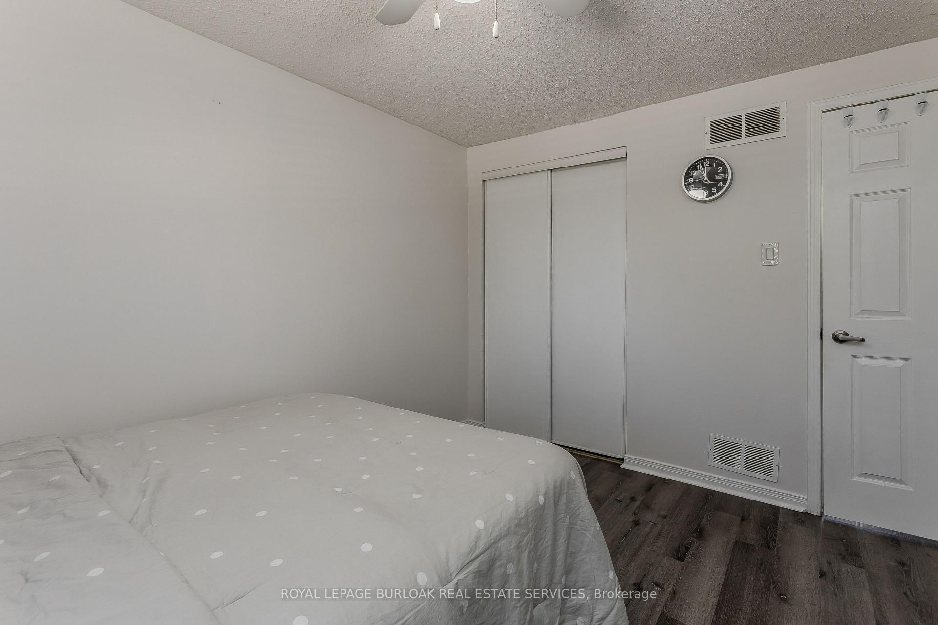 Photo 18 of 14 Ellington Avenue, Hamilton, Stoney Creek — HOMEH