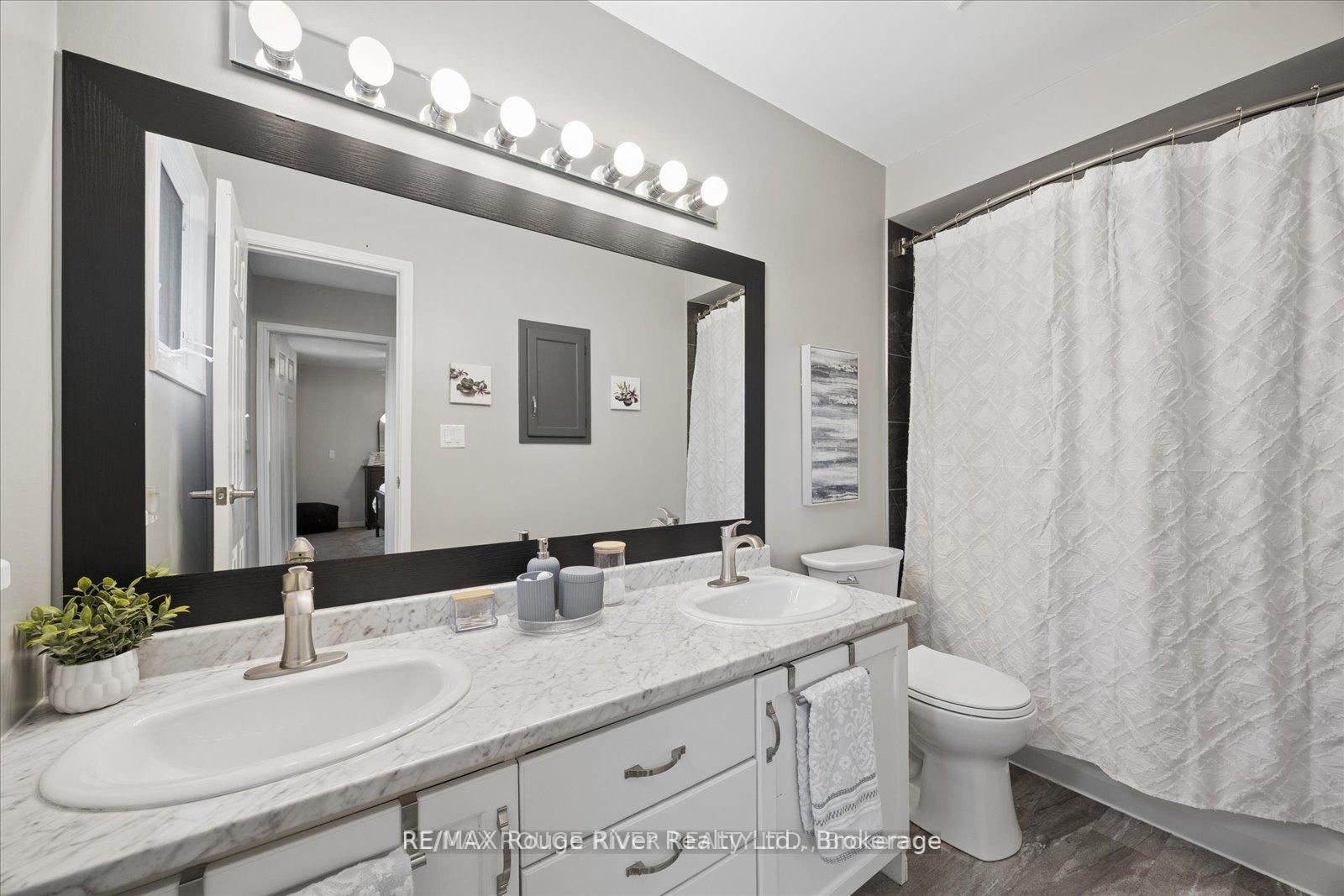 Photo 23 of 137 Pringle Drive, Whitby, Pringle Creek — HOMEH