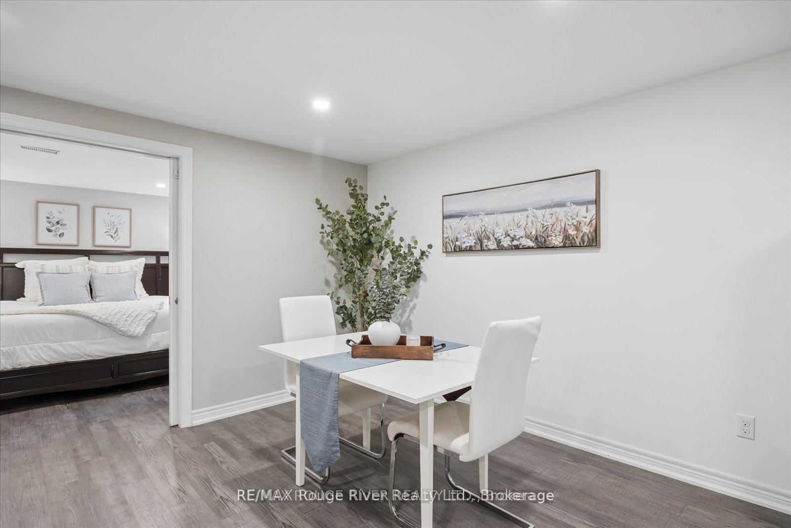 Photo 33 of 137 Pringle Drive, Whitby, Pringle Creek — HOMEH