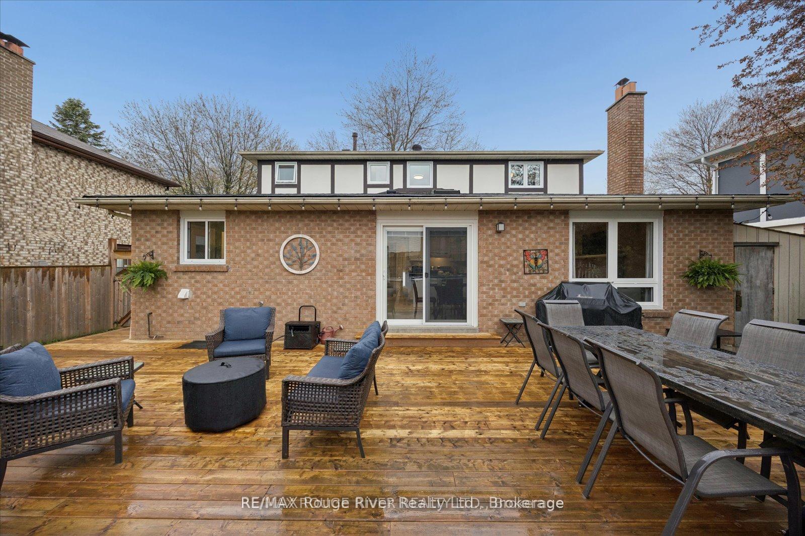 Photo 46 of 137 Pringle Drive, Whitby, Pringle Creek — HOMEH