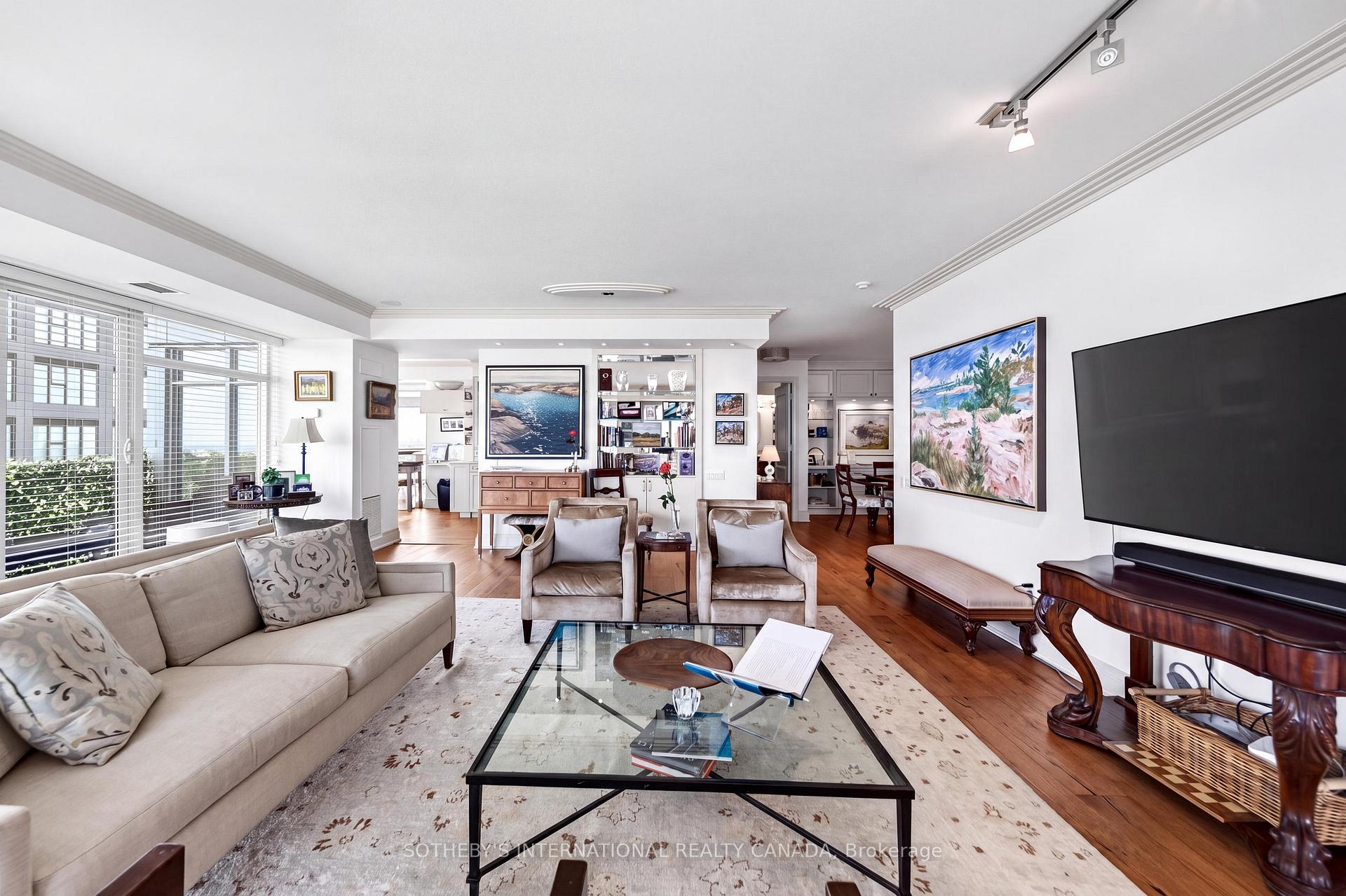Photo 10 of Unit 3302, 2181 Yonge Street, Toronto, Mount Pleasant West — HOMEH