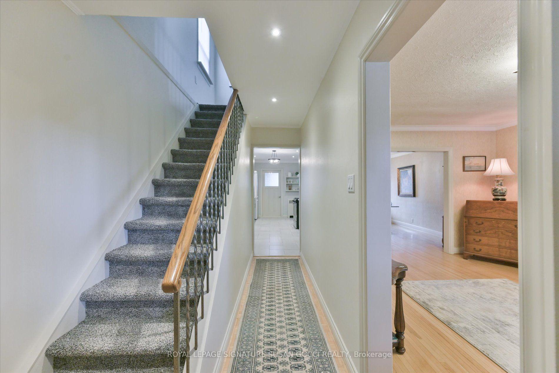 Photo 4 of 8 Sutherland Avenue, Toronto, Crescent Town — HOMEH