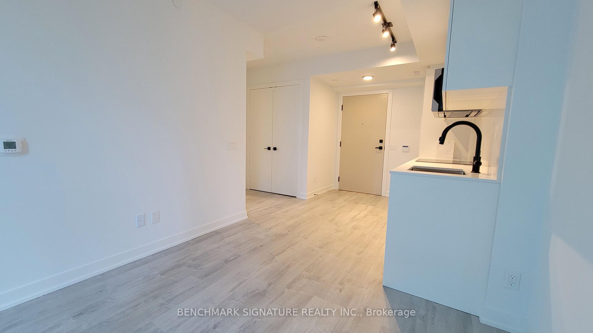 Photo 5 of Unit 804, 327 King Street, Toronto, Waterfront Communities — HOMEH