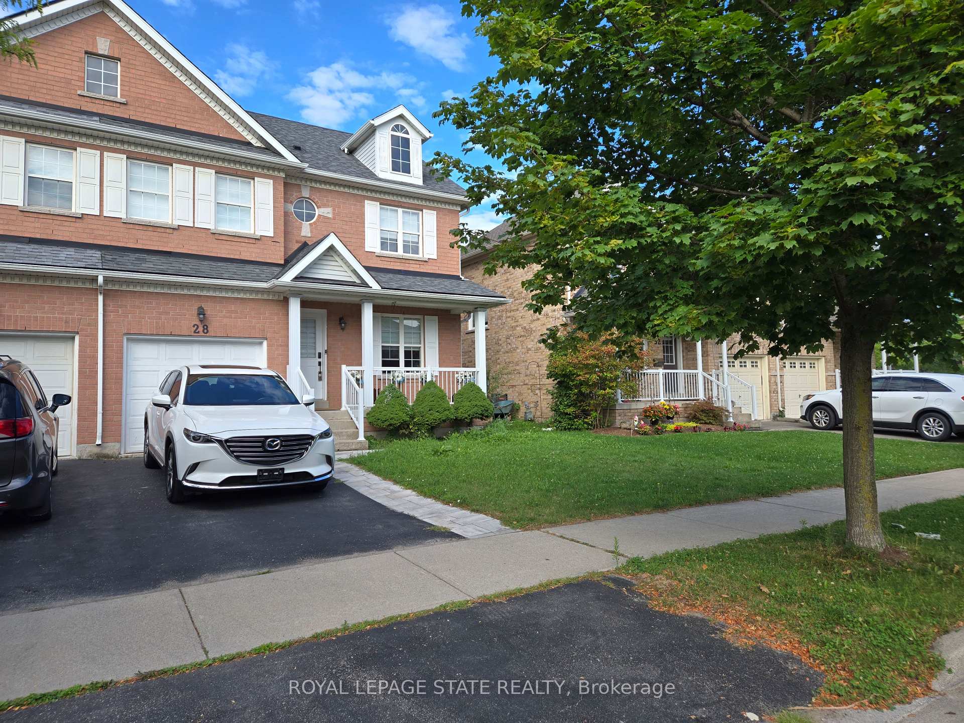 Photo of 28 Niagara On The Green Boulevard