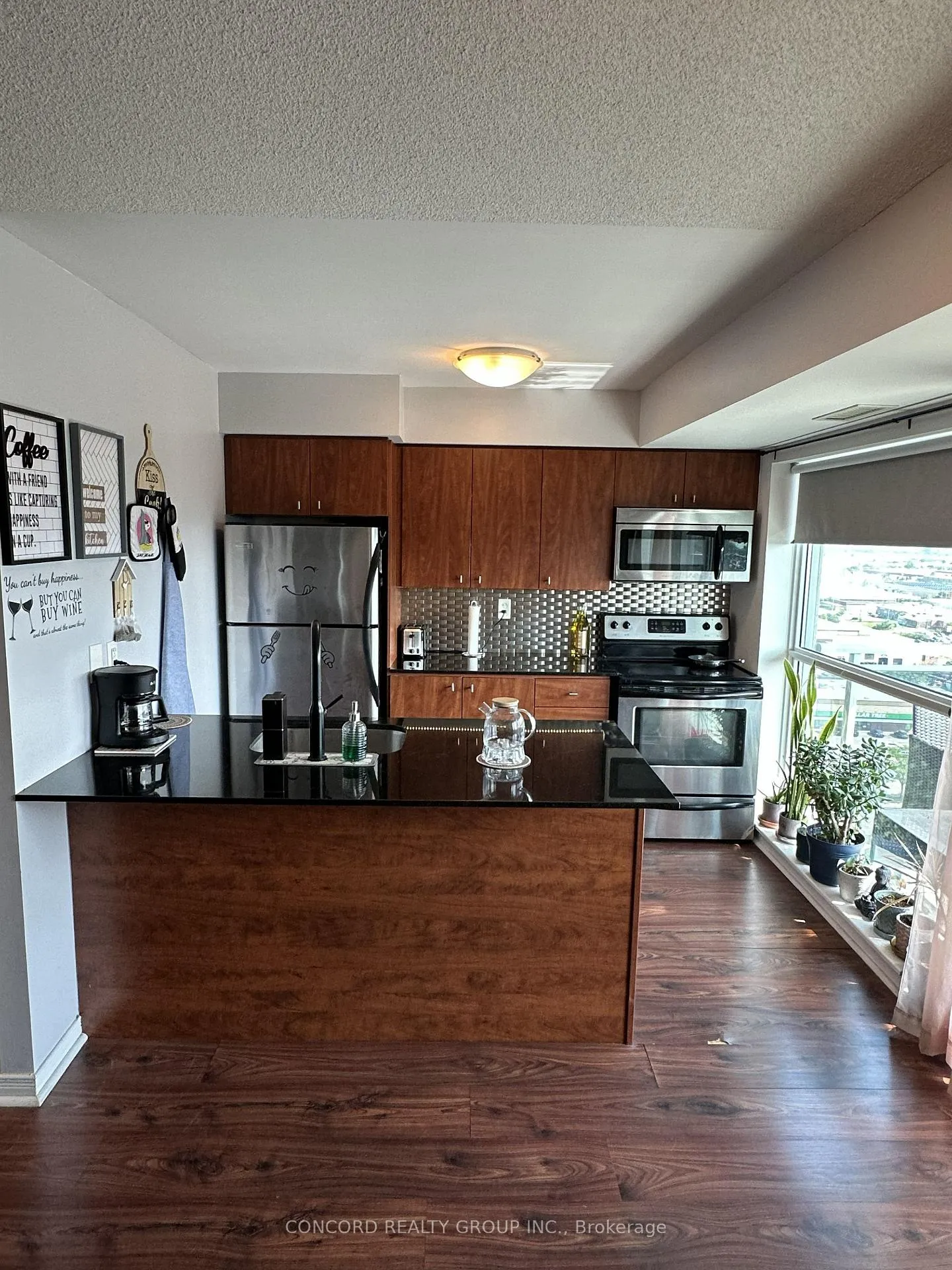 Photo 3 of Unit 1704, 215 Queen Street E, Brampton, Queen Street Corridor — HOMEH