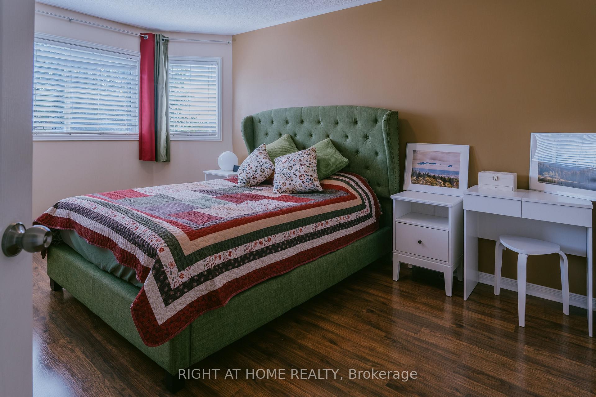 Photo 22 of 1014 Summitview Crescent, Oshawa, Pinecrest — HOMEH