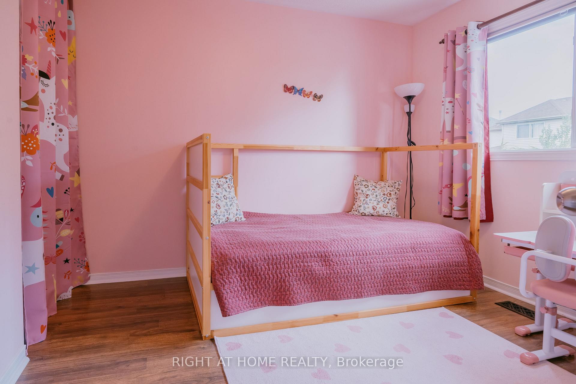 Photo 23 of 1014 Summitview Crescent, Oshawa, Pinecrest — HOMEH