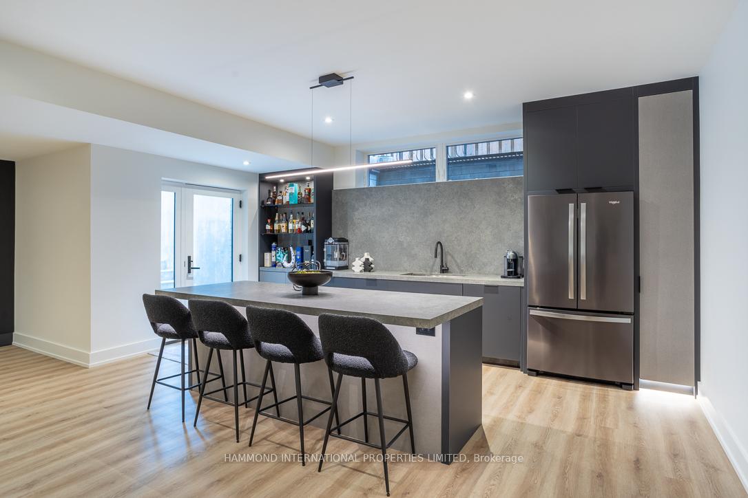Photo 32 of 14 Penhale Drive, Etobicoke, Humber Heights — HOMEH