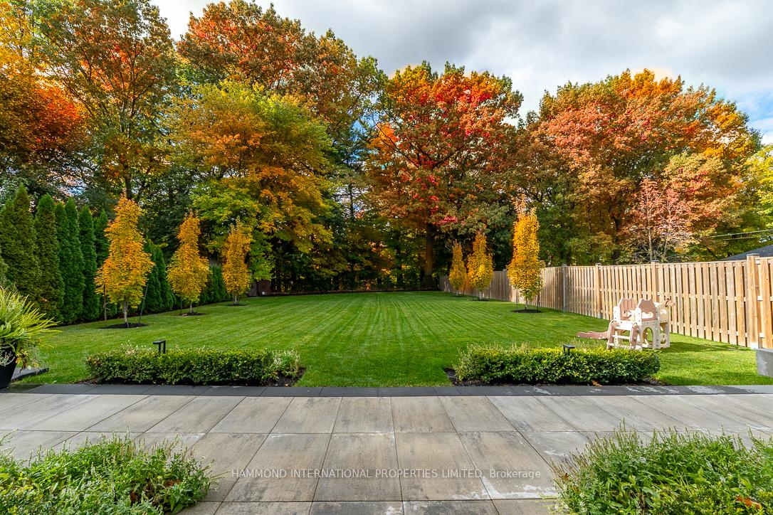 Photo 39 of 14 Penhale Drive, Etobicoke, Humber Heights — HOMEH