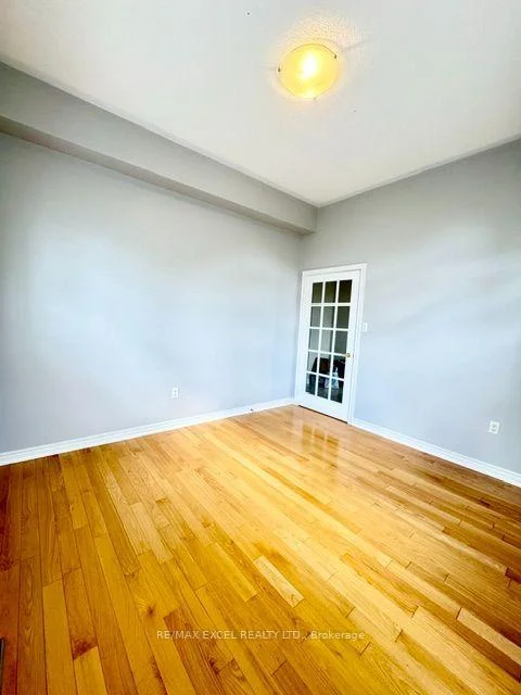 Photo 9 of 86 Macrill Road, Markham, Cachet — HOMEH