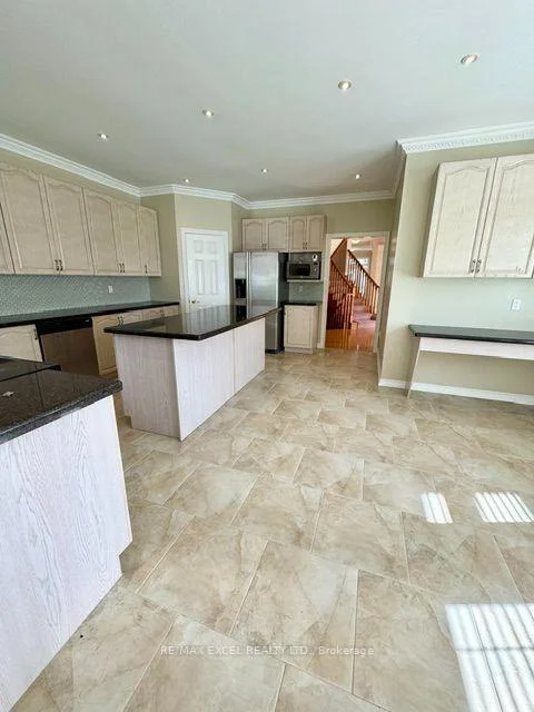 Photo 11 of 86 Macrill Road, Markham, Cachet — HOMEH