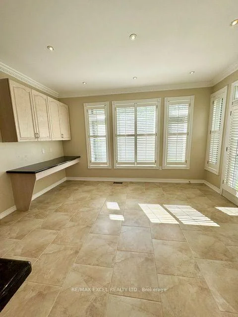 Photo 12 of 86 Macrill Road, Markham, Cachet — HOMEH