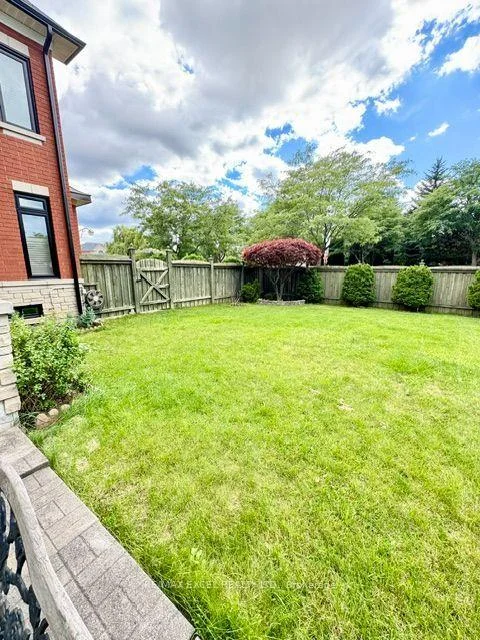 Photo 18 of 86 Macrill Road, Markham, Cachet — HOMEH