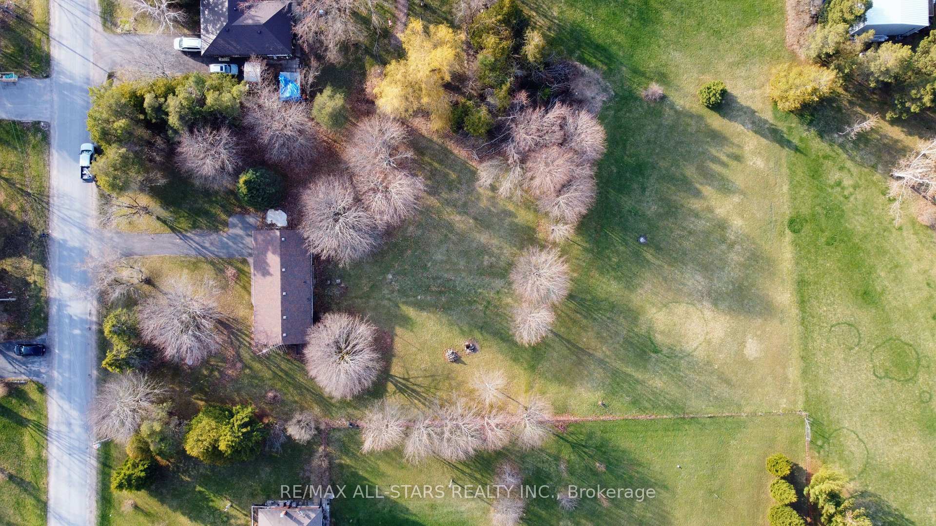Photo 4 of 23 Valley Road, Cavan Monaghan, Cavan Twp — HOMEH