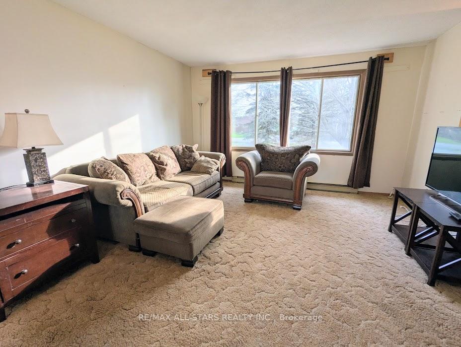 Photo 8 of 23 Valley Road, Cavan Monaghan, Cavan Twp — HOMEH
