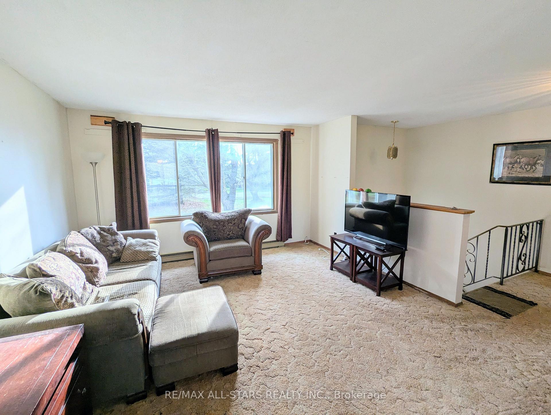 Photo 9 of 23 Valley Road, Cavan Monaghan, Cavan Twp — HOMEH