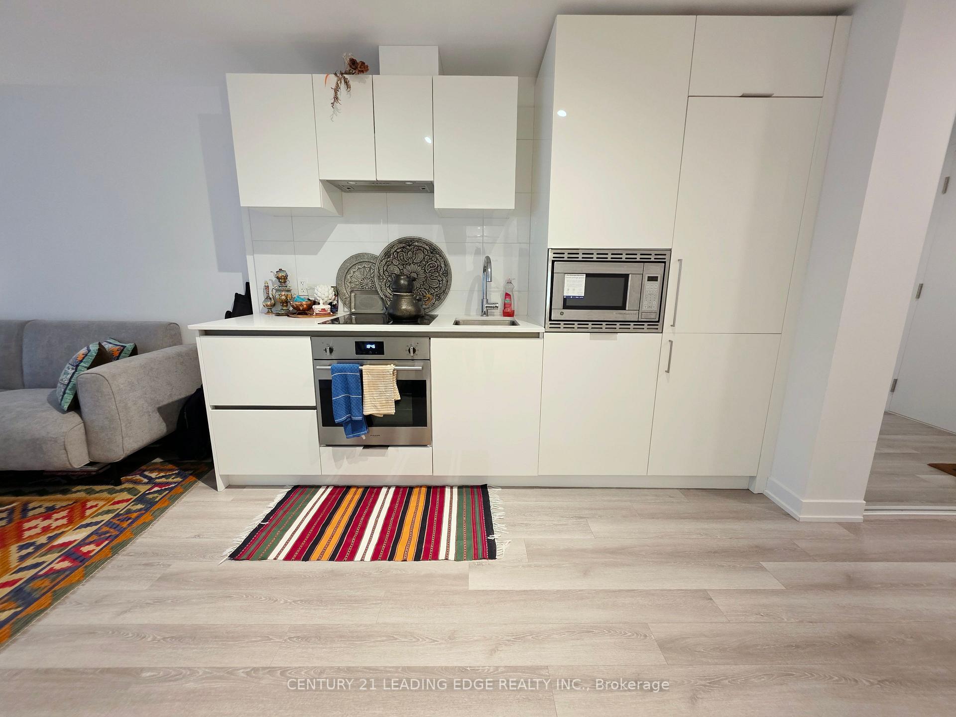 Photo 6 of Unit 823, 230 Simcoe Street, Toronto, Kensington-Chinatown — HOMEH
