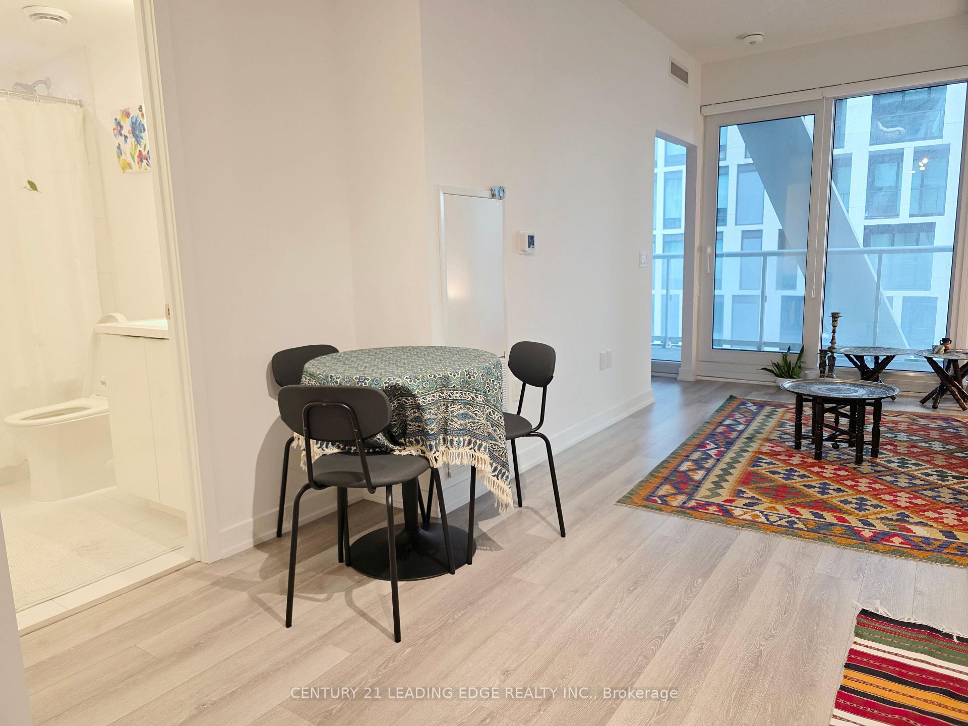 Photo 9 of Unit 823, 230 Simcoe Street, Toronto, Kensington-Chinatown — HOMEH