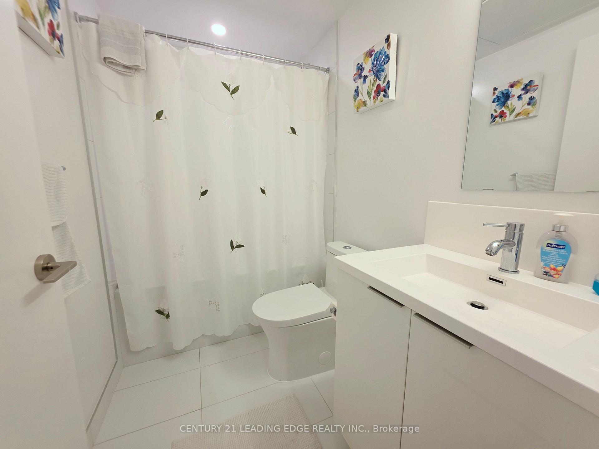 Photo 10 of Unit 823, 230 Simcoe Street, Toronto, Kensington-Chinatown — HOMEH