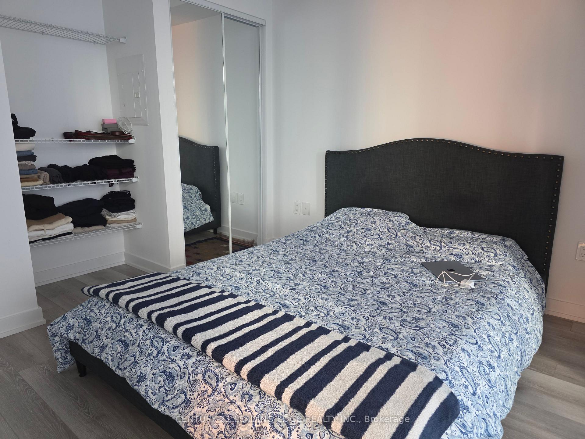 Photo 15 of Unit 823, 230 Simcoe Street, Toronto, Kensington-Chinatown — HOMEH