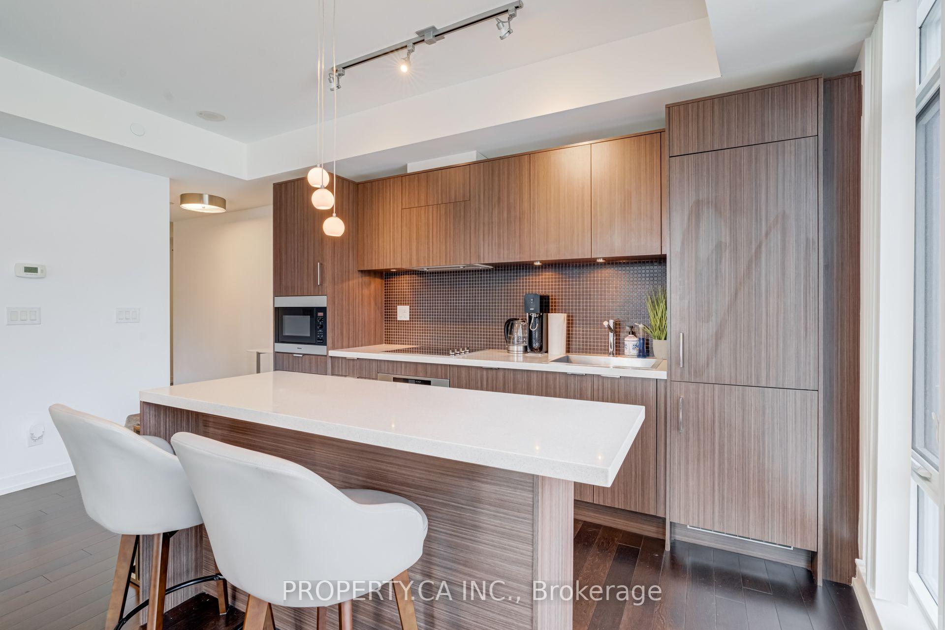 Photo 4 of Unit 1609, 21 Widmer Street, Toronto, Waterfront Communities — HOMEH