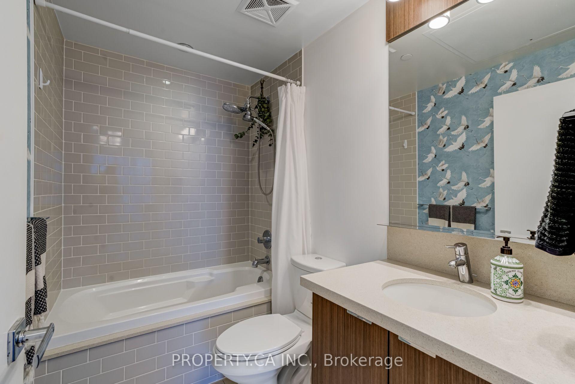 Photo 12 of Unit 1609, 21 Widmer Street, Toronto, Waterfront Communities — HOMEH