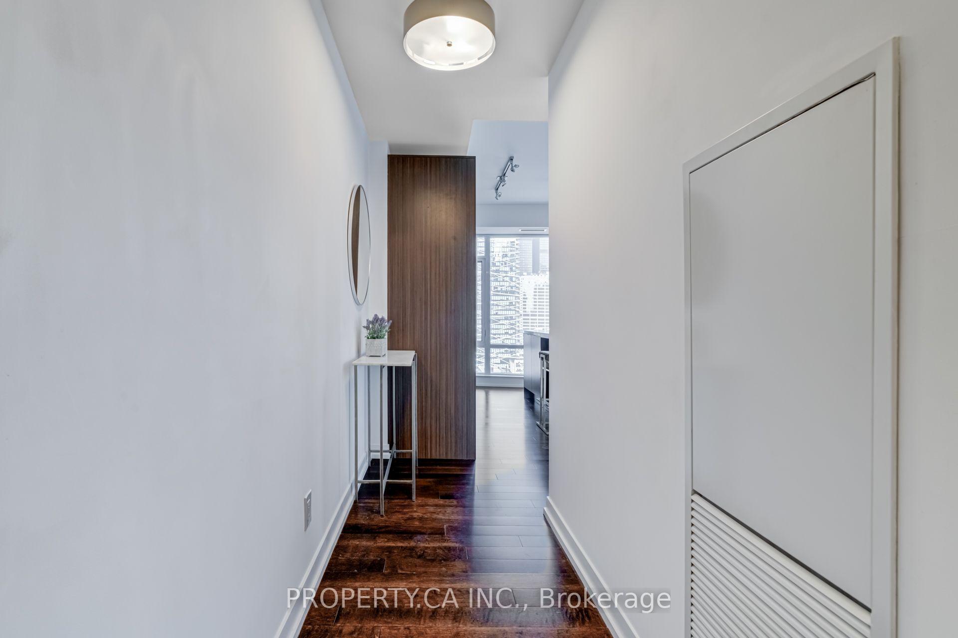 Photo 16 of Unit 1609, 21 Widmer Street, Toronto, Waterfront Communities — HOMEH