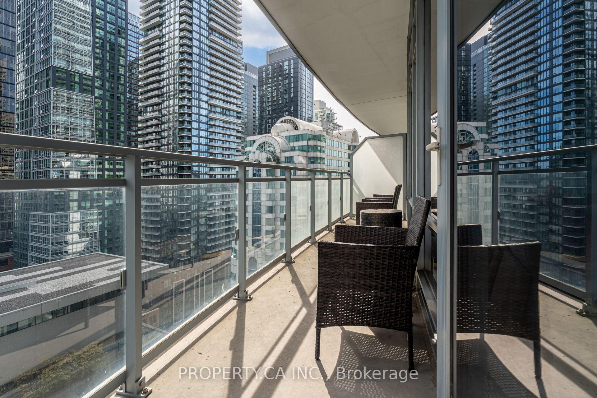 Photo 19 of Unit 1609, 21 Widmer Street, Toronto, Waterfront Communities — HOMEH