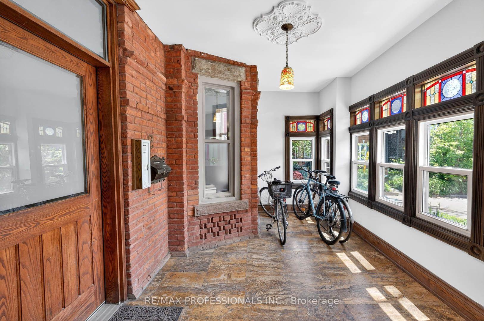 Photo 9 of 2 Afton Avenue, Toronto, Little Portugal — HOMEH
