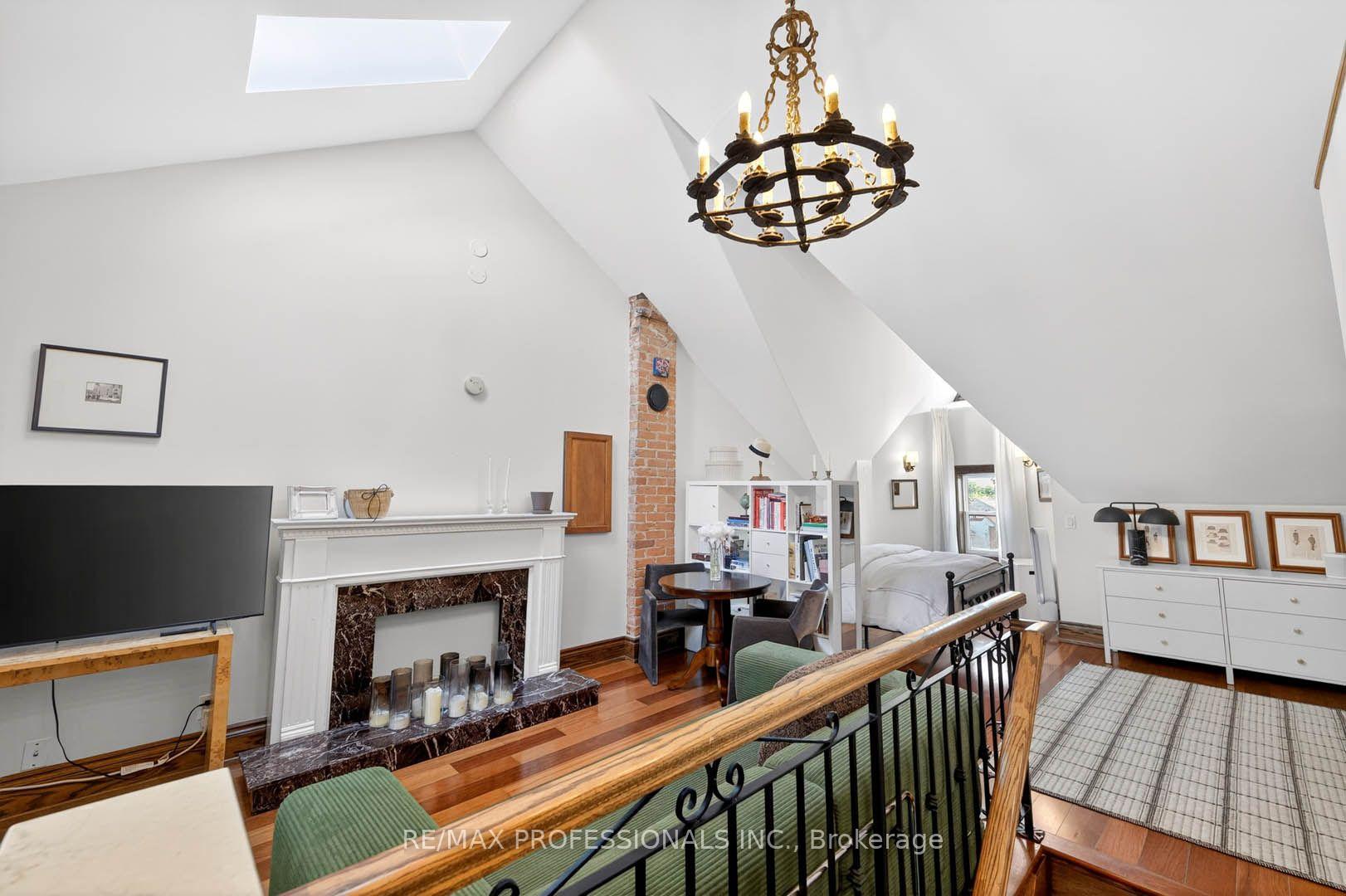Photo 14 of 2 Afton Avenue, Toronto, Little Portugal — HOMEH