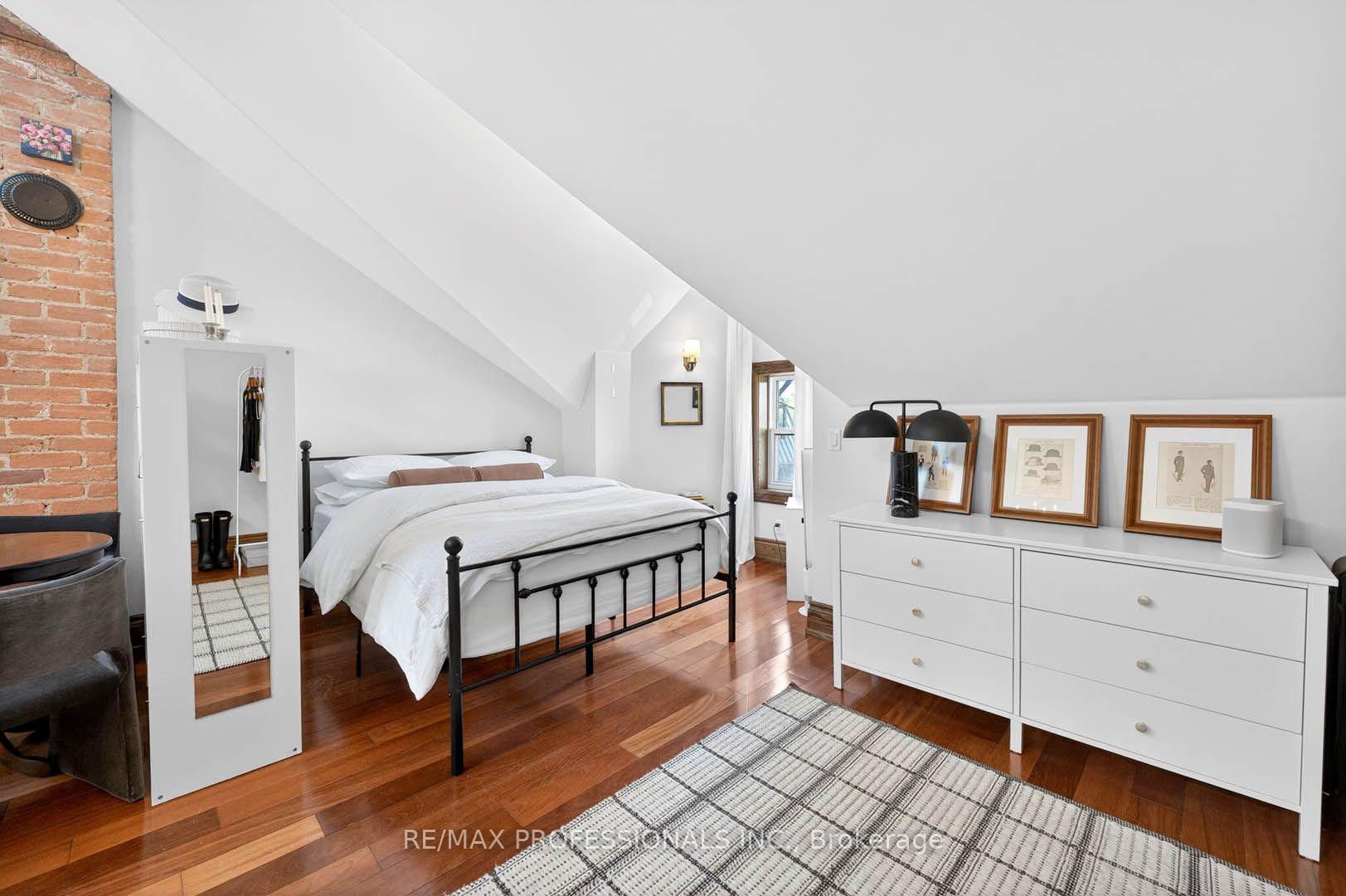 Photo 17 of 2 Afton Avenue, Toronto, Little Portugal — HOMEH