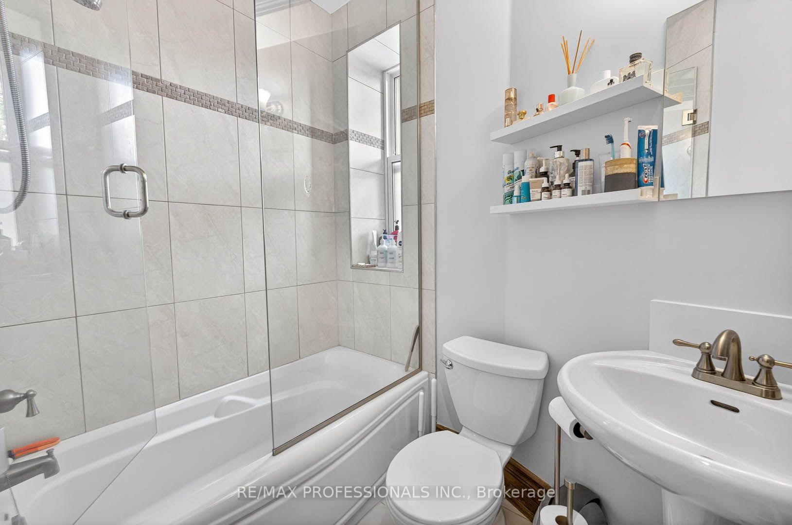 Photo 31 of 2 Afton Avenue, Toronto, Little Portugal — HOMEH
