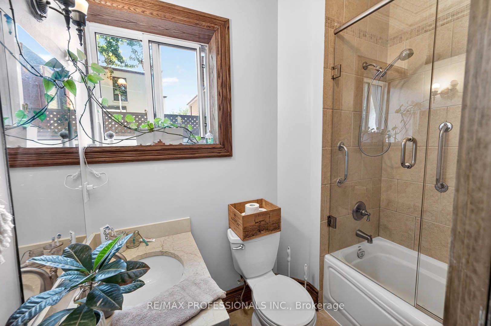 Photo 39 of 2 Afton Avenue, Toronto, Little Portugal — HOMEH