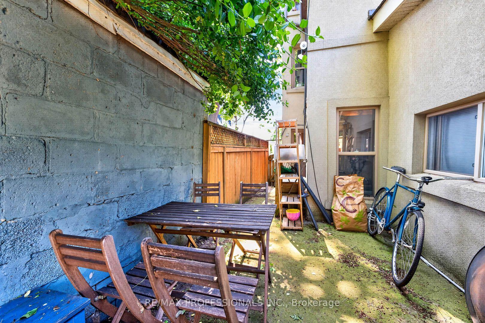 Photo 41 of 2 Afton Avenue, Toronto, Little Portugal — HOMEH