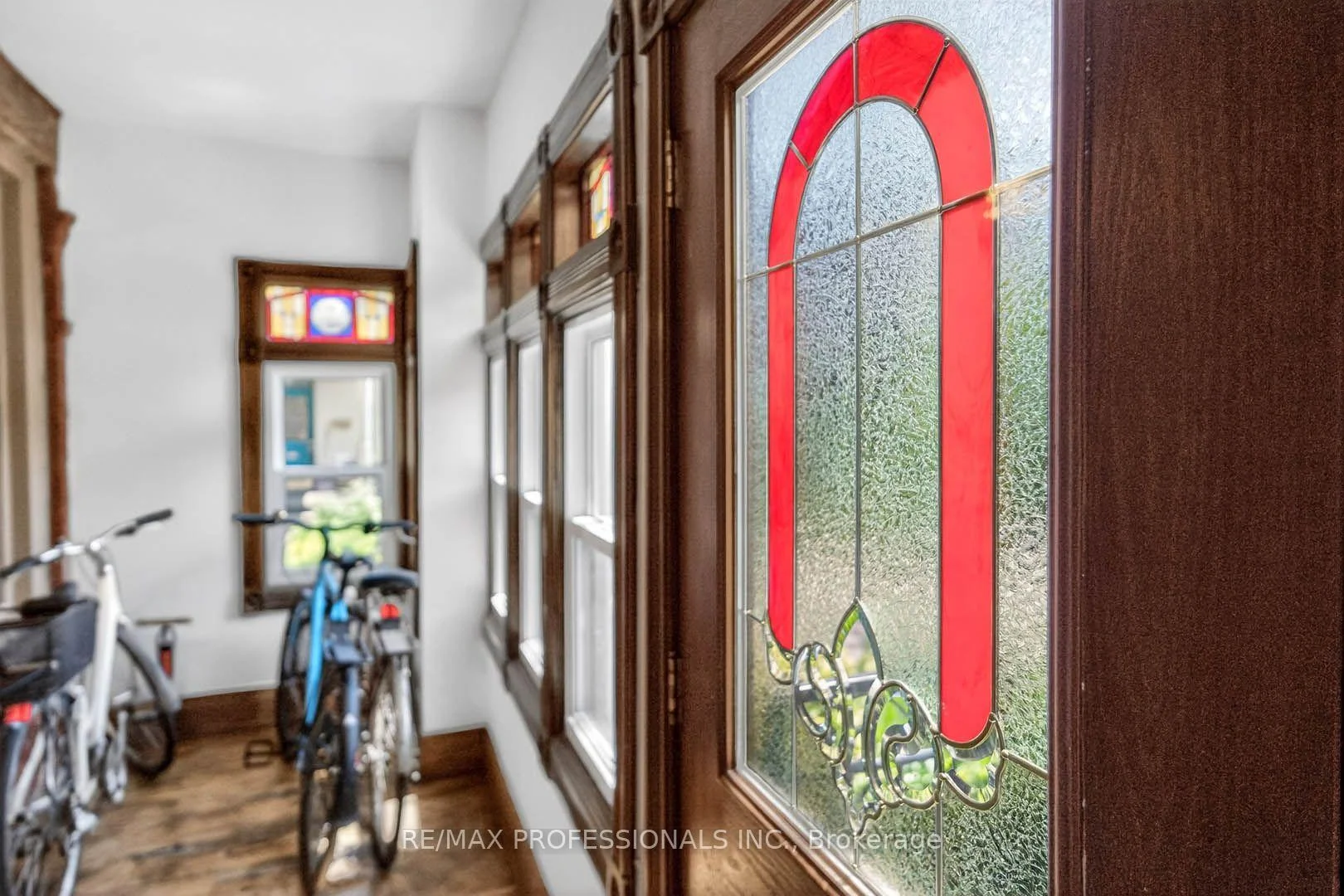 Photo 6 of 2 Afton Avenue, Toronto, Little Portugal — HOMEH