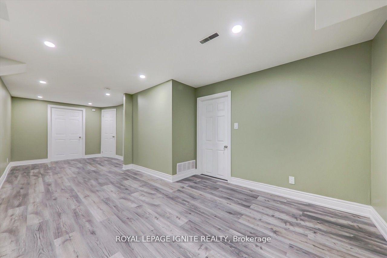 Photo 10 of Unit Bsmt, 38 Loradeen Crescent, Scarborough, Malvern — HOMEH