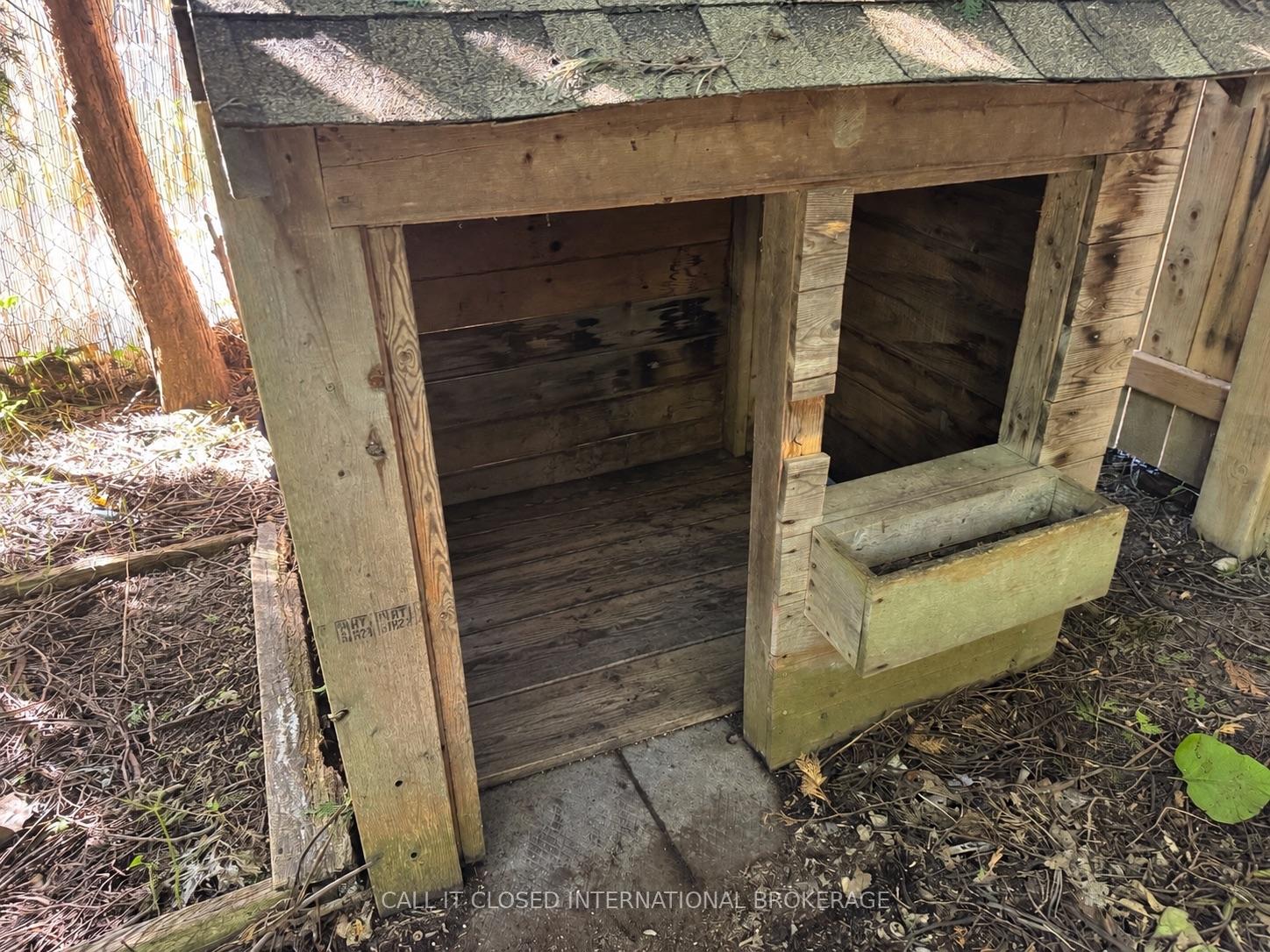 Photo 32 of 78 East Street, St. Thomas — HOMEH