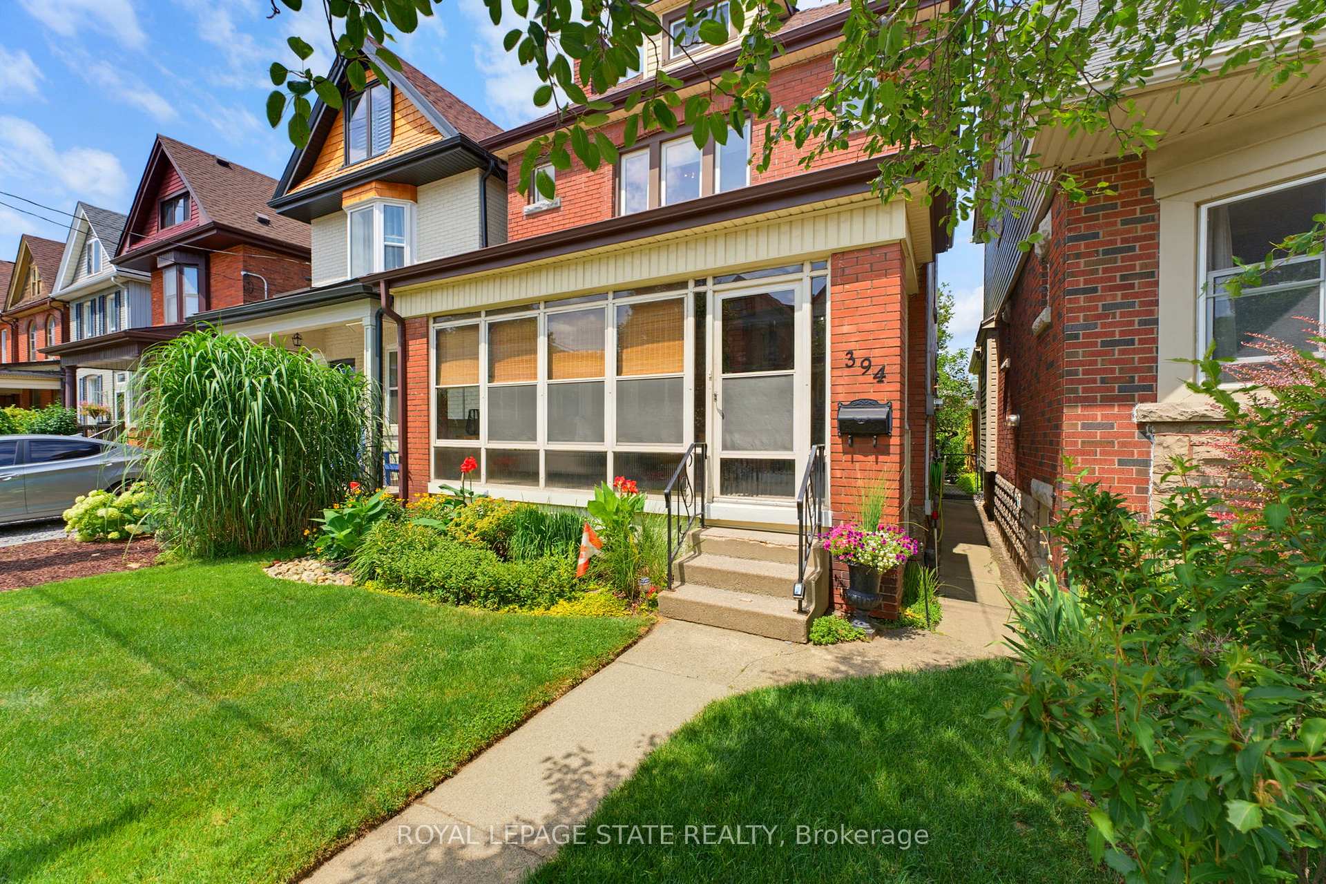 Photo 2 of 394 Charlton Avenue W, Hamilton, Kirkendall — HOMEH