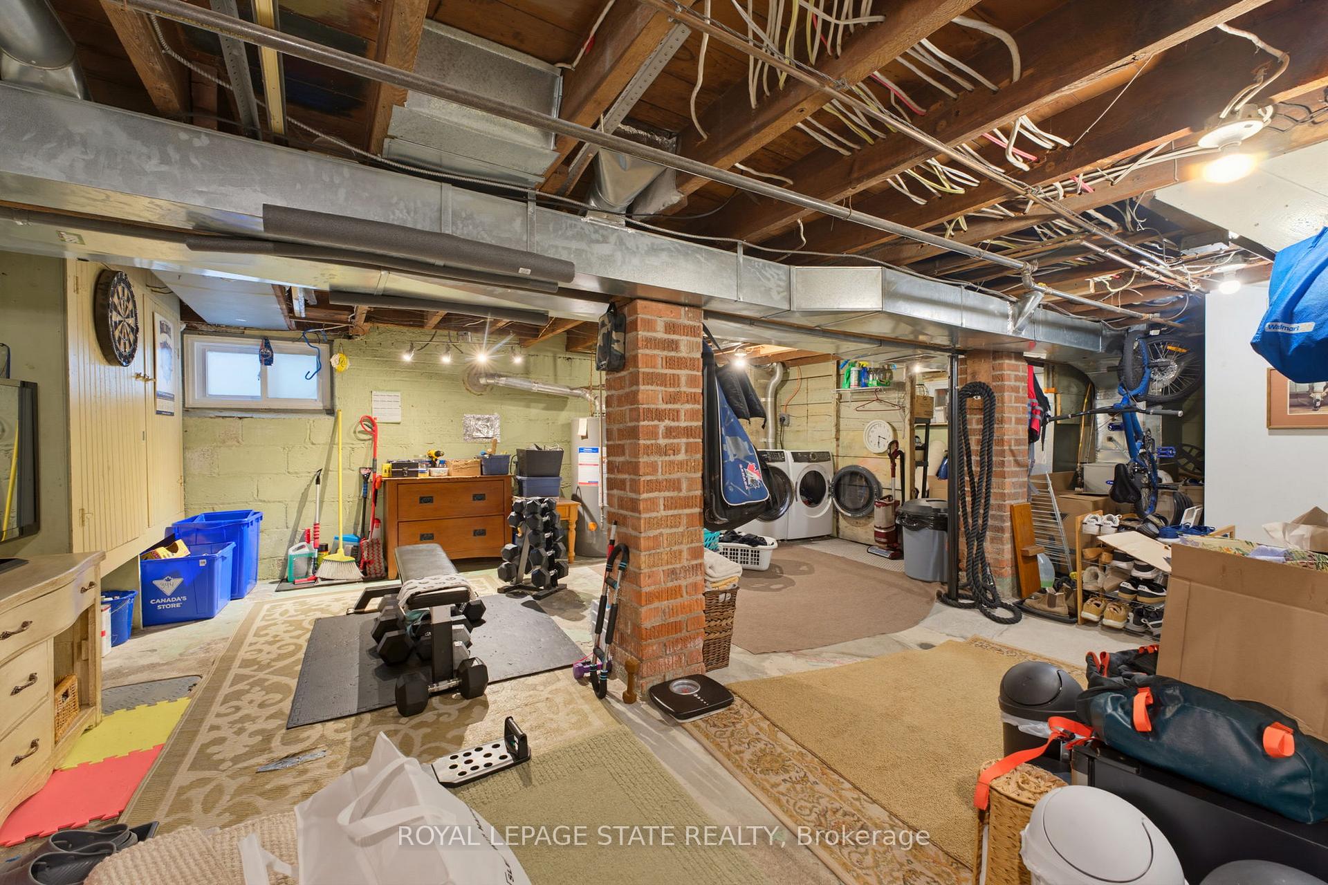 Photo 31 of 394 Charlton Avenue W, Hamilton, Kirkendall — HOMEH