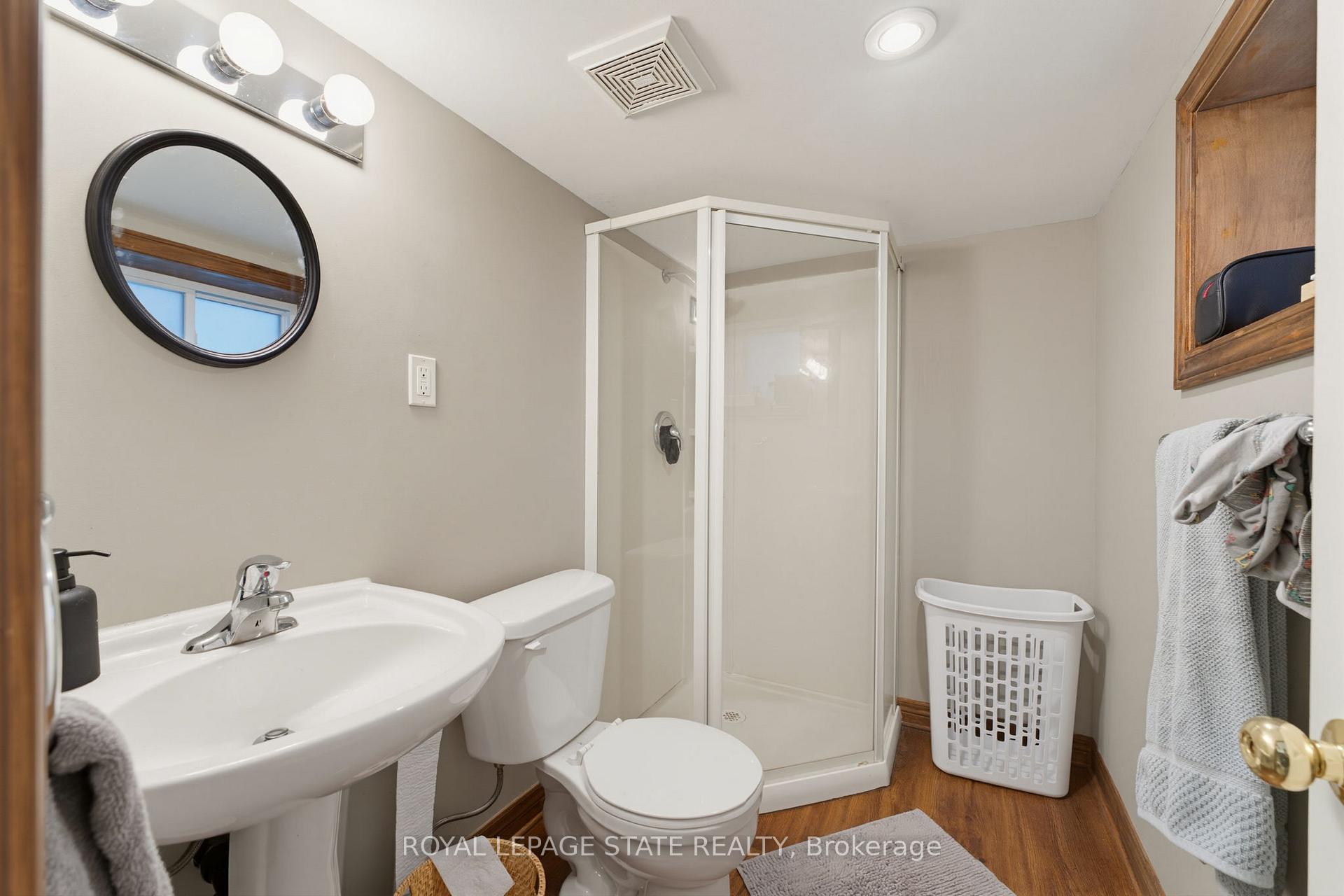 Photo 33 of 394 Charlton Avenue W, Hamilton, Kirkendall — HOMEH