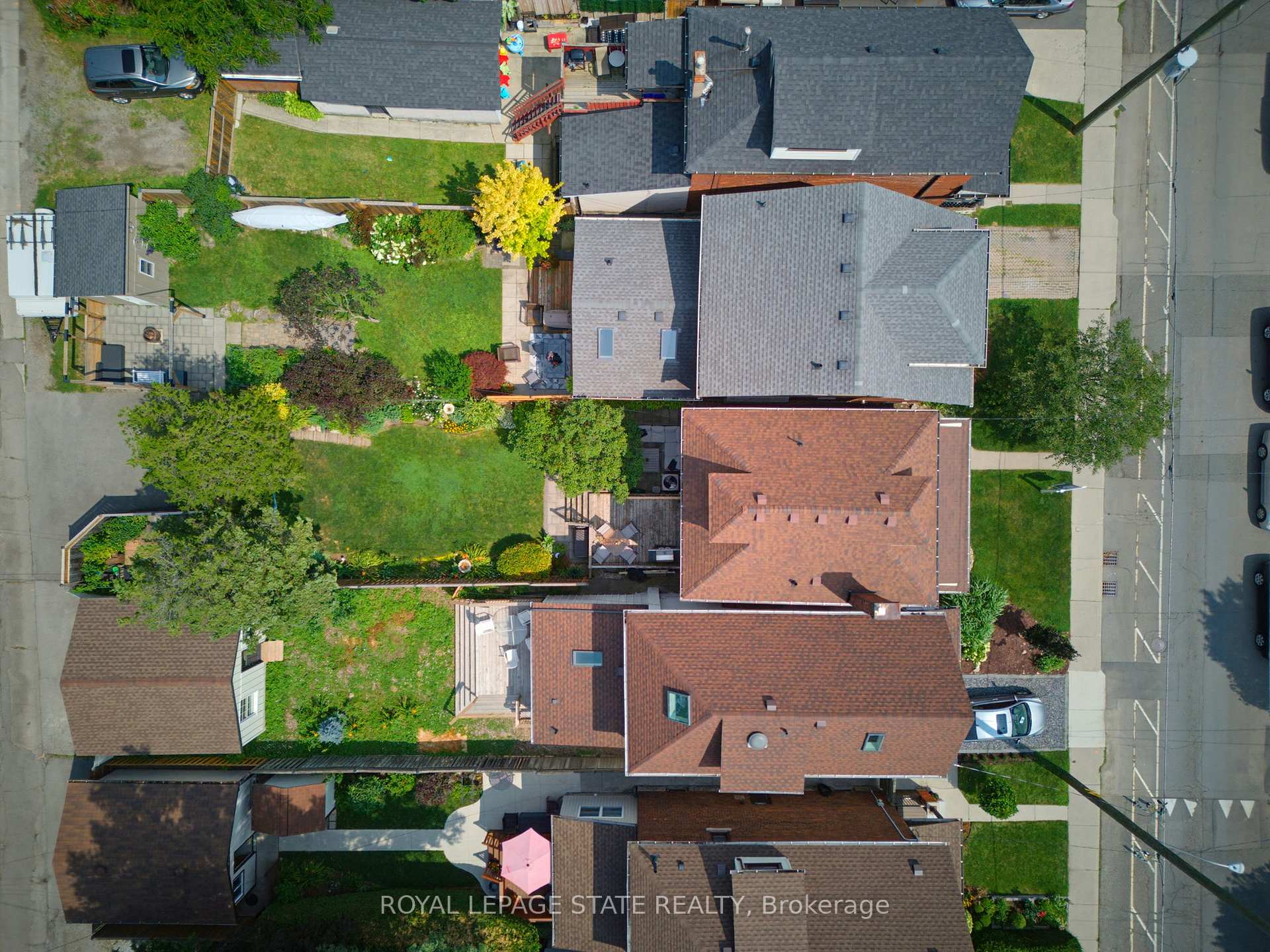 Photo 42 of 394 Charlton Avenue W, Hamilton, Kirkendall — HOMEH