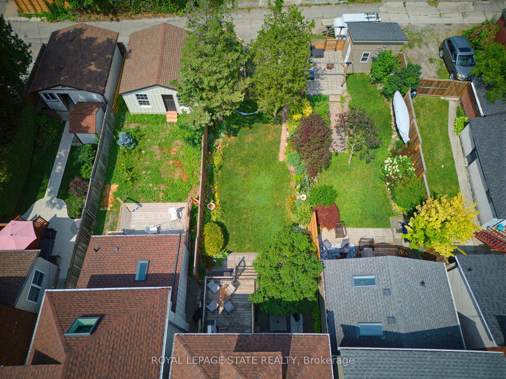 Photo 43 of 394 Charlton Avenue W, Hamilton, Kirkendall — HOMEH
