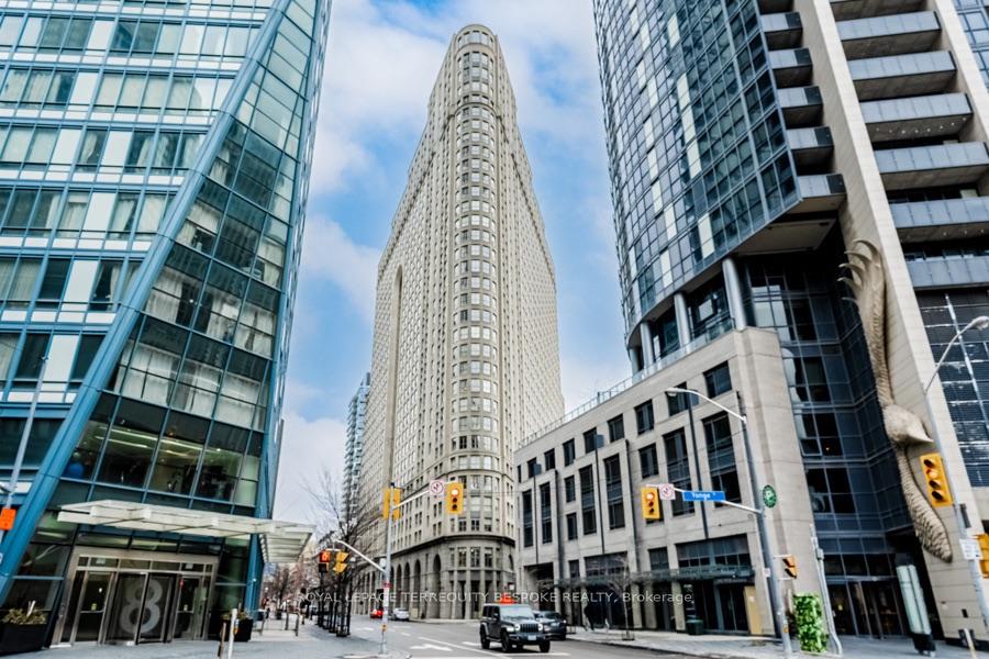 Photo 1 of Unit 1107, 25 The Esplanade, Toronto, Waterfront Communities — HOMEH