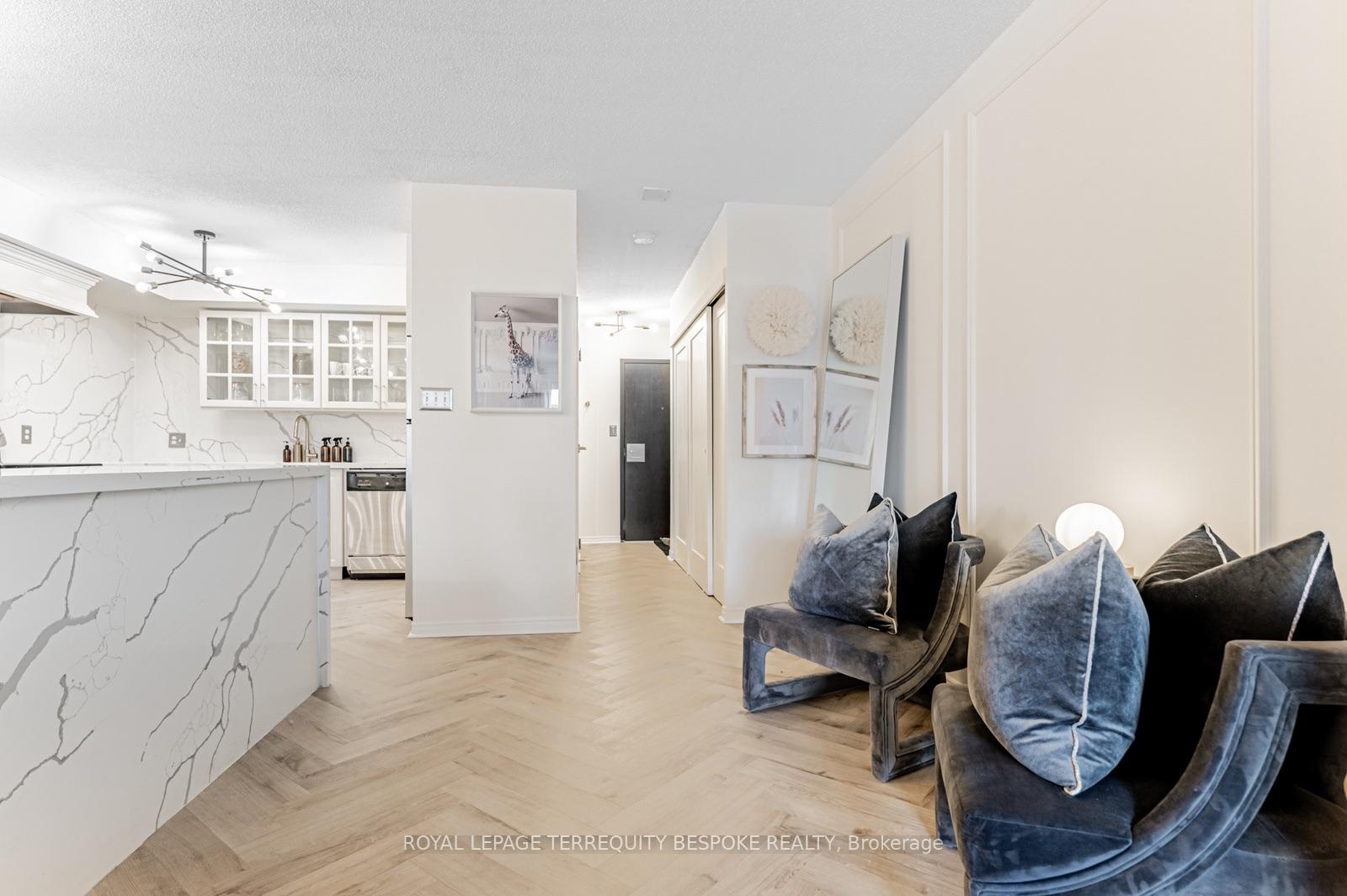 Photo 13 of Unit 1107, 25 The Esplanade, Toronto, Waterfront Communities — HOMEH