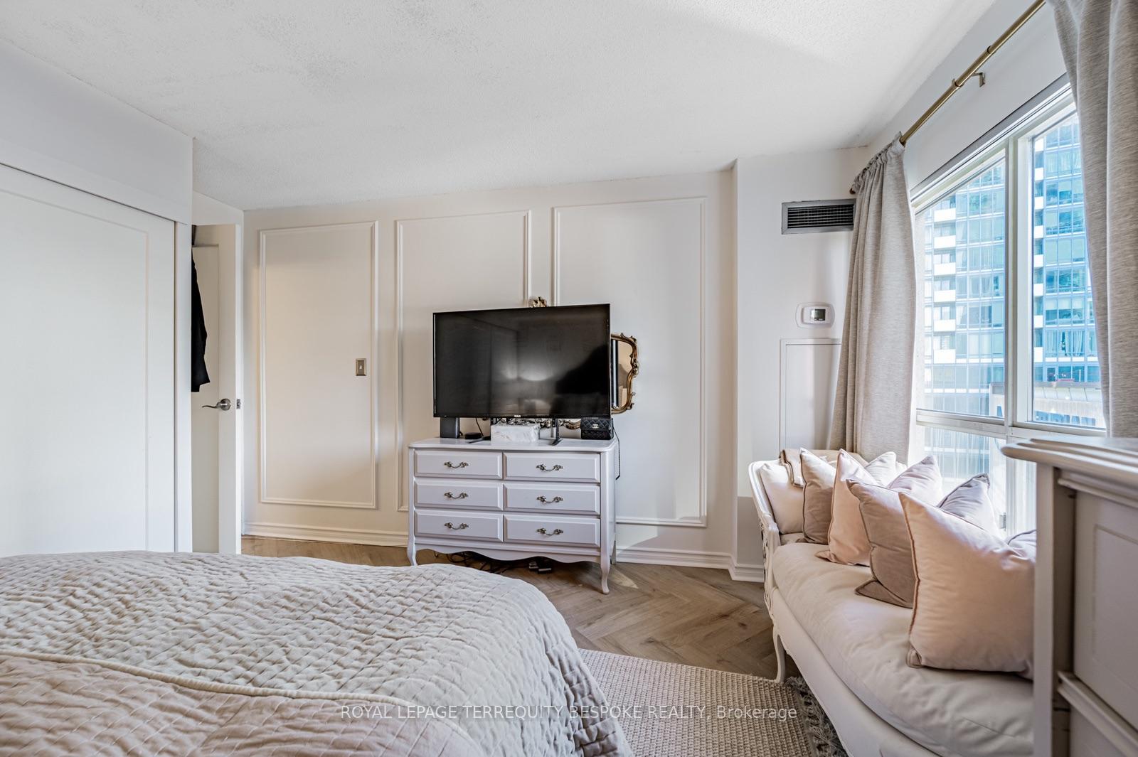 Photo 26 of Unit 1107, 25 The Esplanade, Toronto, Waterfront Communities — HOMEH