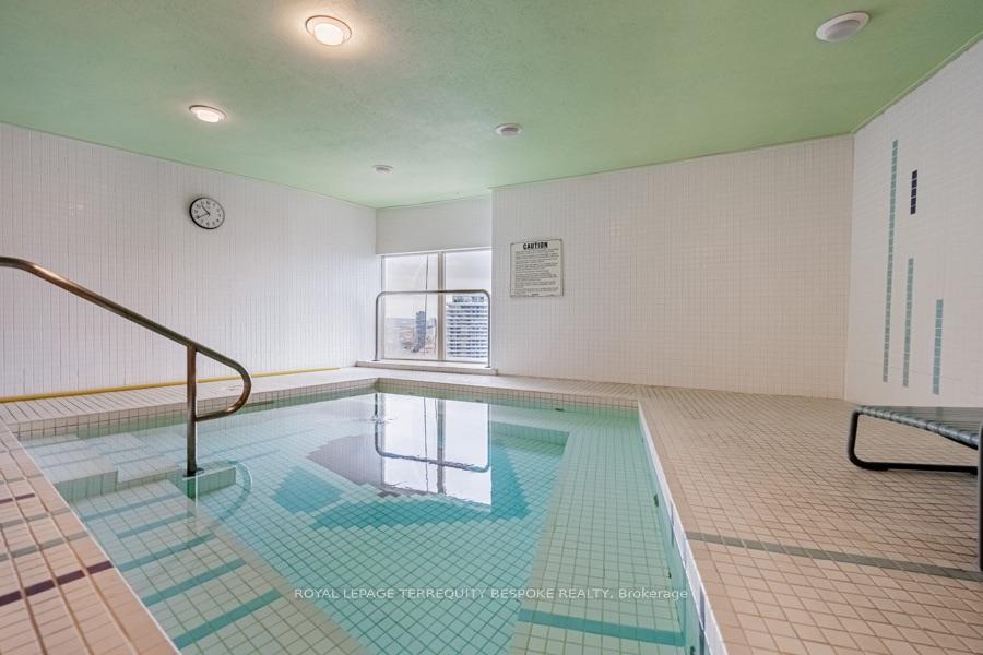 Photo 34 of Unit 1107, 25 The Esplanade, Toronto, Waterfront Communities — HOMEH