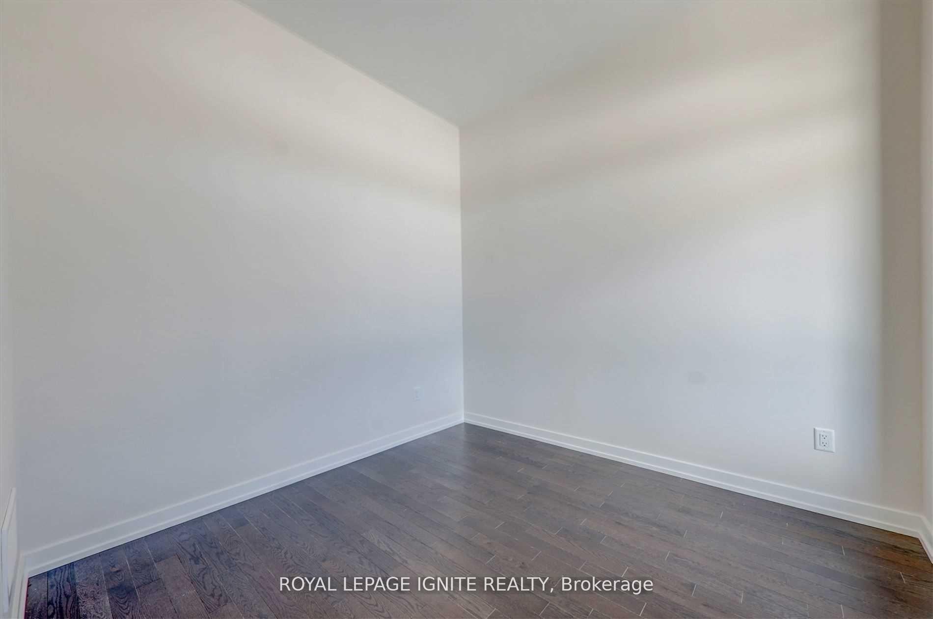 Photo 6 of 56 Rustle Woods Avenue, Markham, Cornell — HOMEH