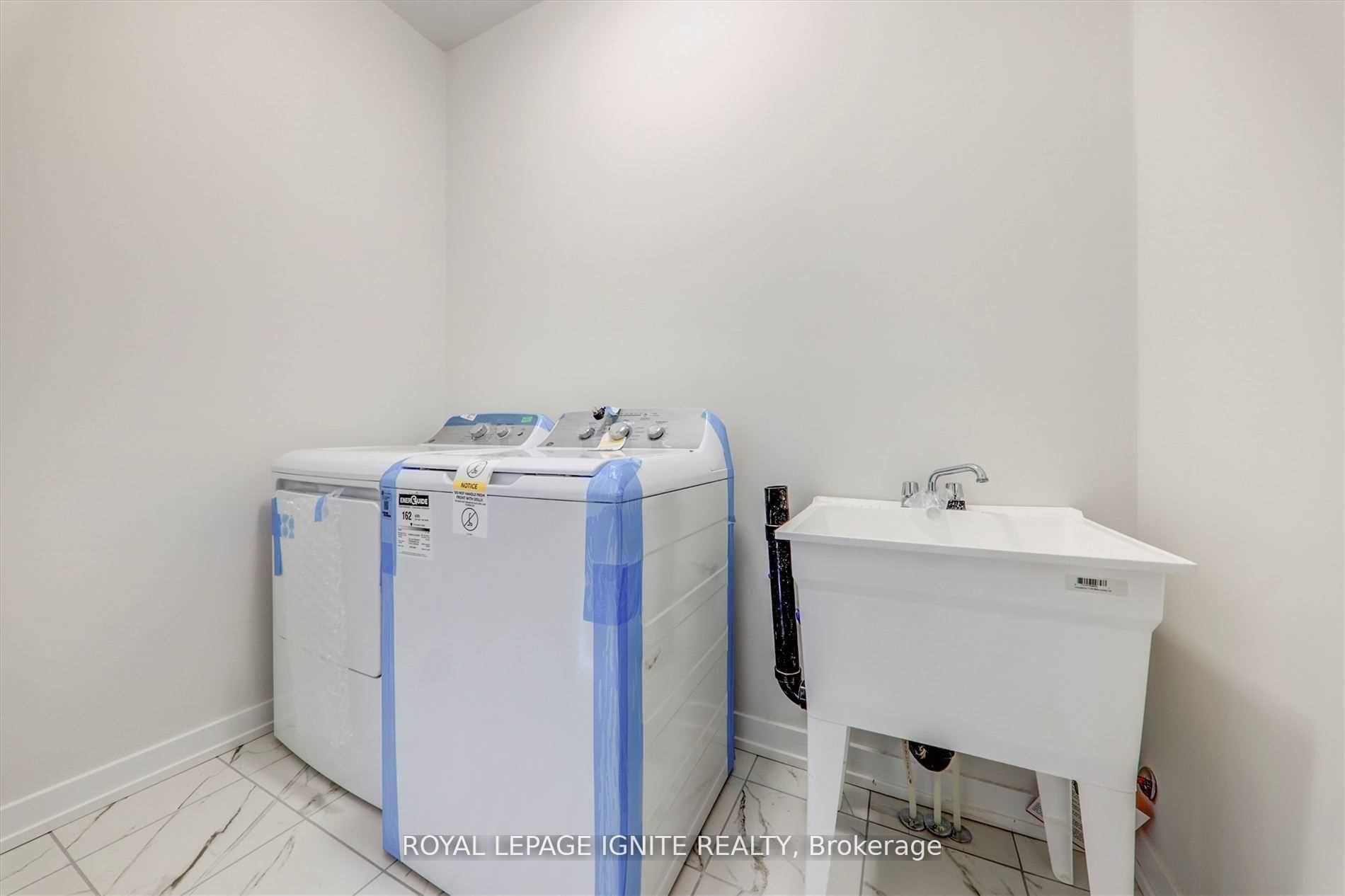 Photo 20 of 56 Rustle Woods Avenue, Markham, Cornell — HOMEH