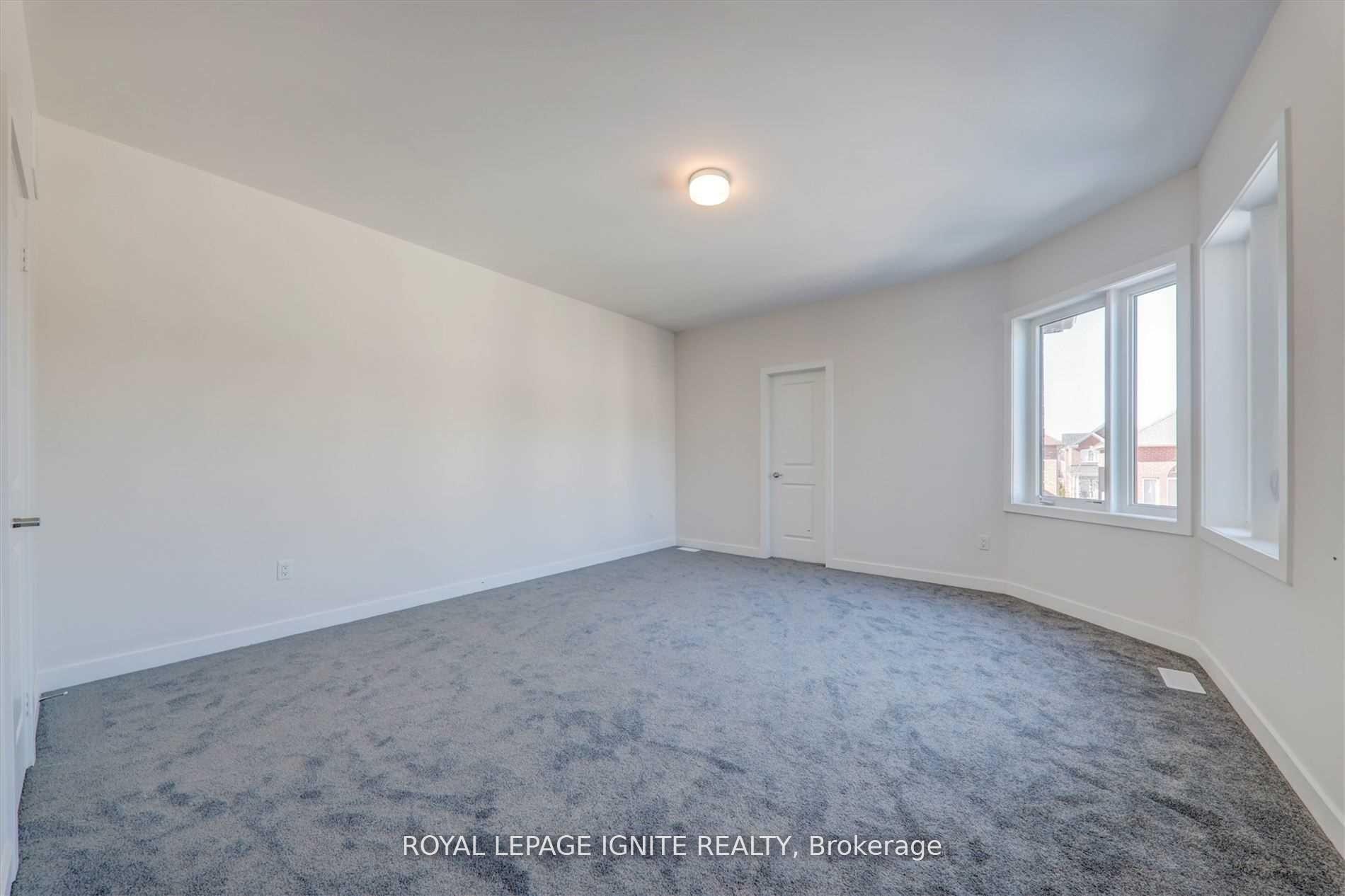 Photo 23 of 56 Rustle Woods Avenue, Markham, Cornell — HOMEH