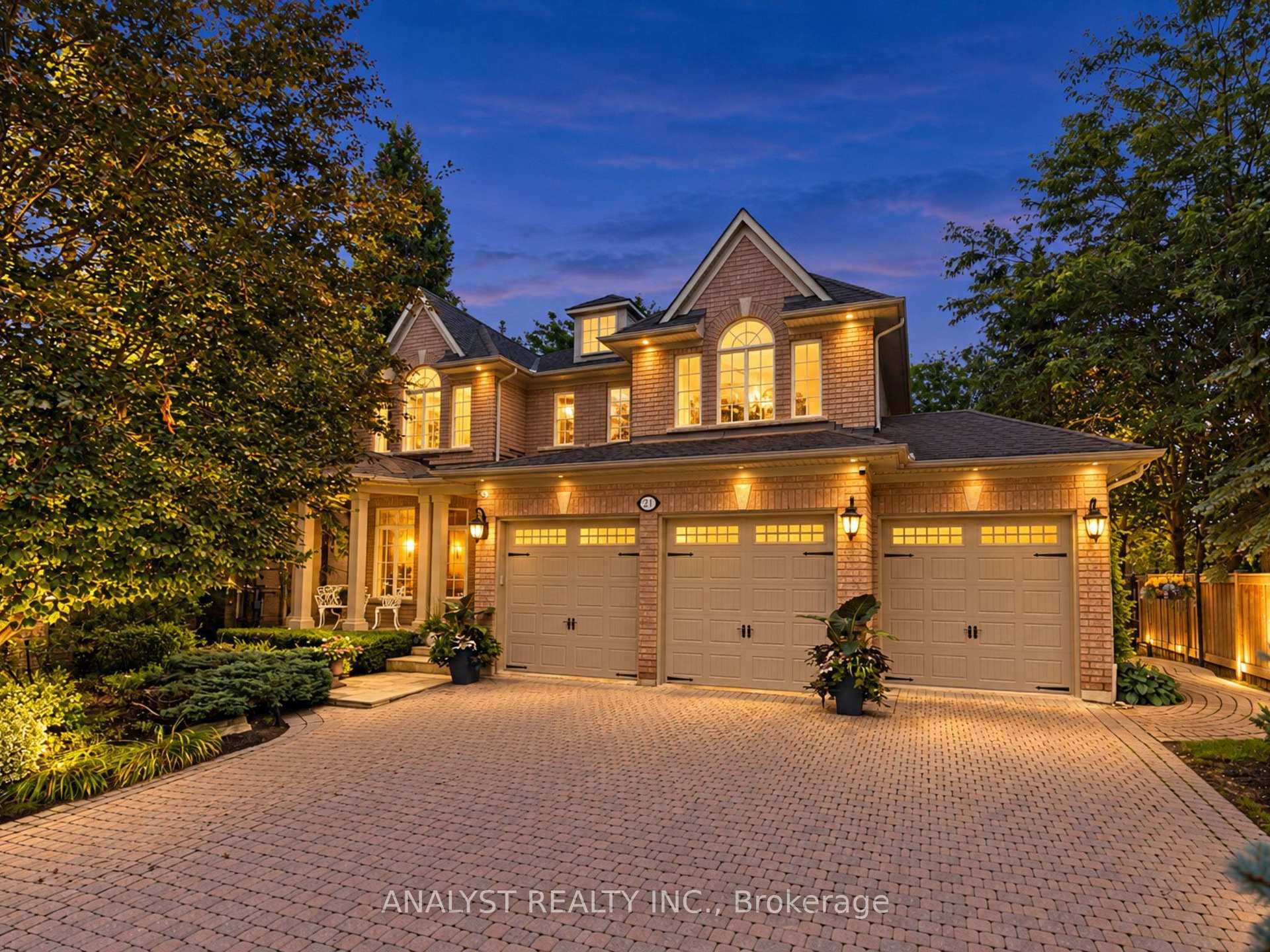 Photo 1 of 21 Capner Court, Vaughan, Kleinburg — HOMEH